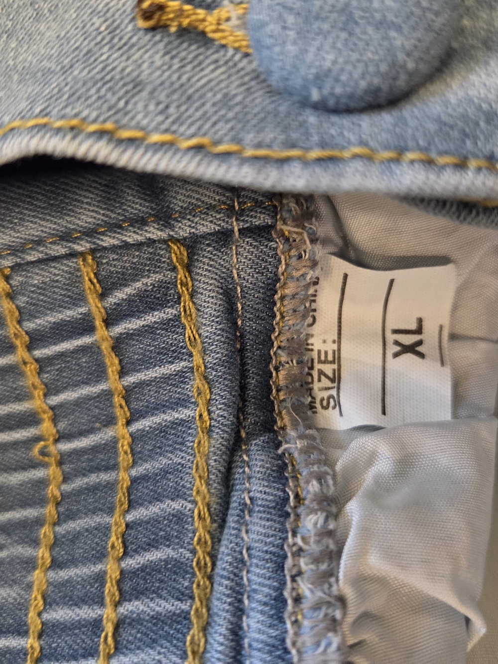 High-Rise Light Blue Flare Jeans for Women - Picture 7 of 7